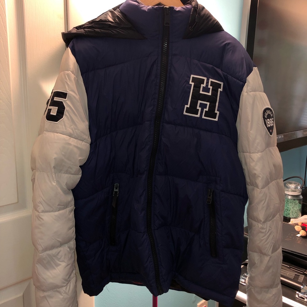 Tommy letter printed jacket.